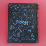 دفتر فرمول 100 برگ رحلی جلد طلقی Biology پونیکس