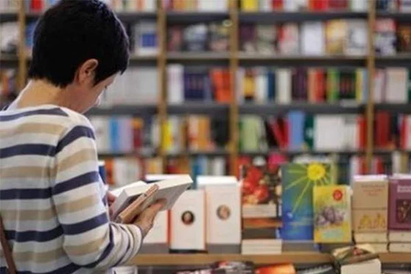 نمایشگاه کتاب